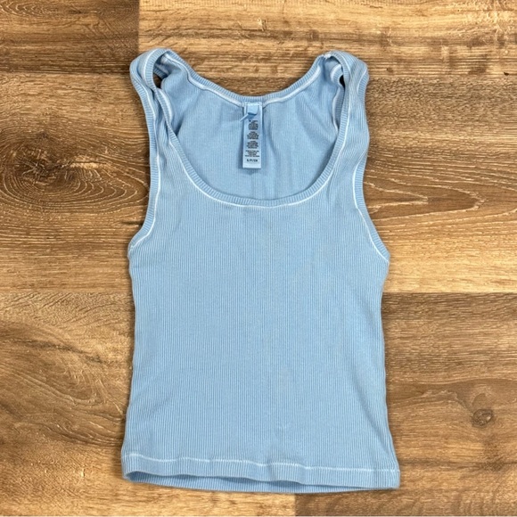 SKIMS Tops - Skims Light Blue Ribbed Tank Top Women’s Small